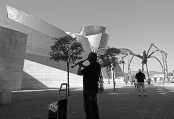 Flutist, Guggenheim, Bilbao