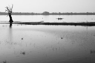 Taungtaman lake