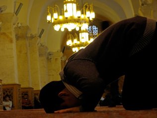 Prayer, Aleppo